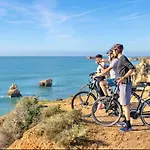 Beachfront Luxury - Sea View Balcony, Private Garage, Wifi, Ac