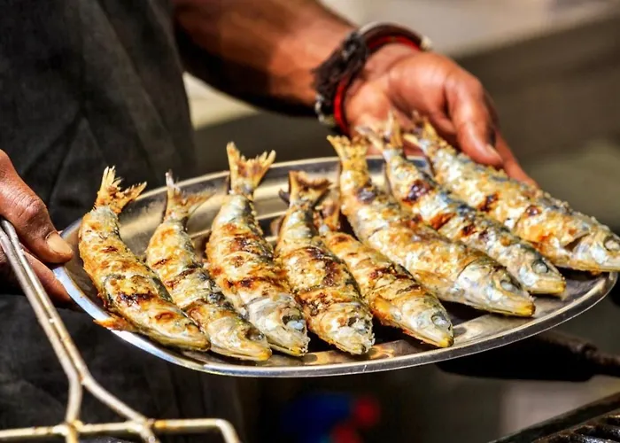 Beachfront Luxury - Sea View Balcony, Private Garage, Wifi, Ac *