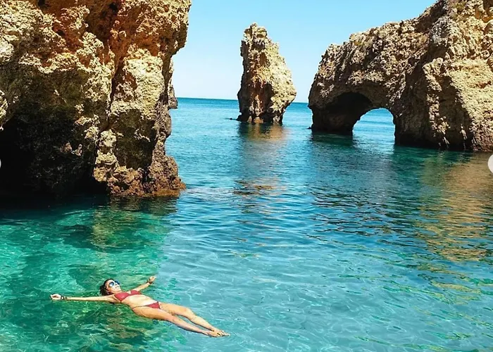 Beachfront Luxury - Sea View Balcony, Private Garage, Wifi, Ac * Portimão