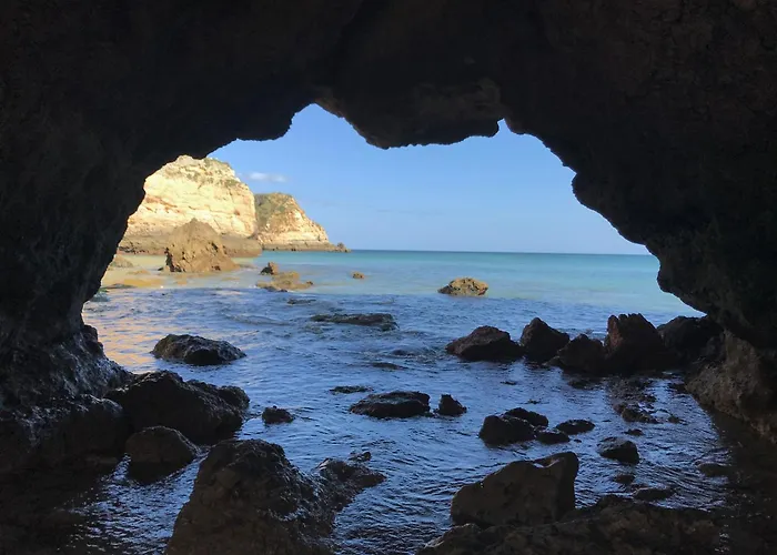 Beachfront Luxury - Sea View Balcony, Private Garage, Wifi, Ac Appartement