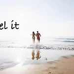 Beachfront Luxury - Sea View Balcony, Private Garage, Wifi, Ac * Portimão