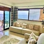 Lägenhet Beachfront Luxury - Sea View Balcony, Private Garage, Wifi, Ac *