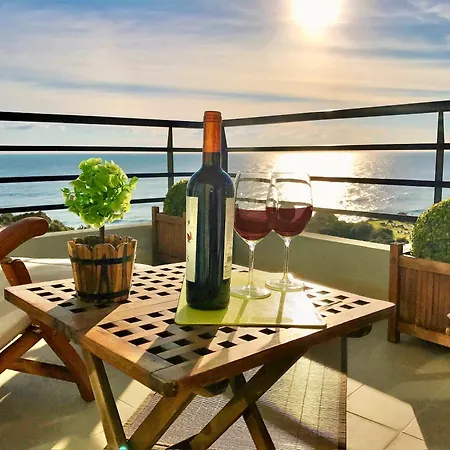 Apartamento Beachfront Luxury - Sea View Balcony, Private Garage, Wifi, Ac *