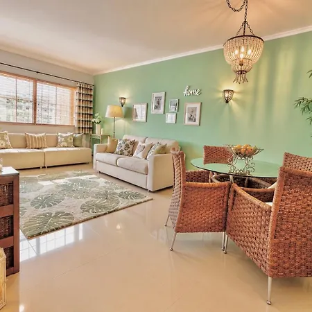 Myocean Luxury L Huge Panoramic Sea View Balcony & Private Garage Apartment Portimao