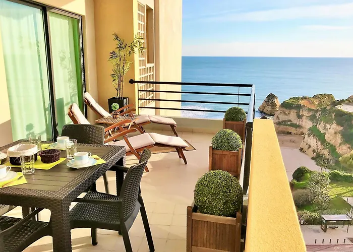 Beachfront Luxury - Sea View Balcony, Private Garage, Wifi, Ac Lejlighed Portimão