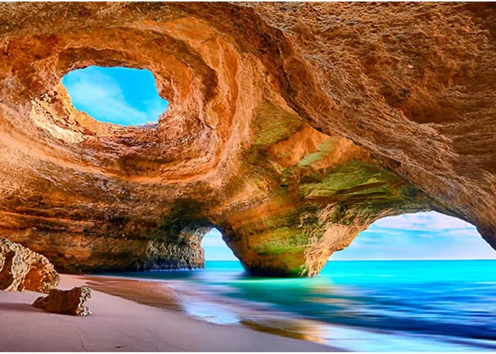 Beachfront Luxury - Sea View Balcony, Private Garage, Wifi, Ac * Portimão